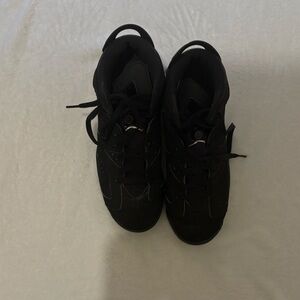 Black and silver Jordan 6